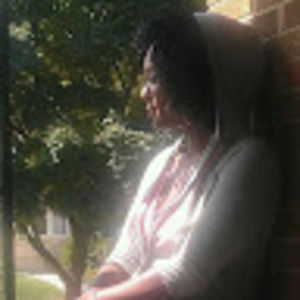 Meet your Posher, Monique